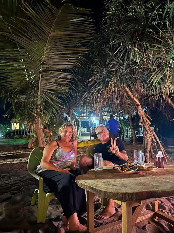 Surfing Beach Nilaveli Trincomalee Kültér fotó